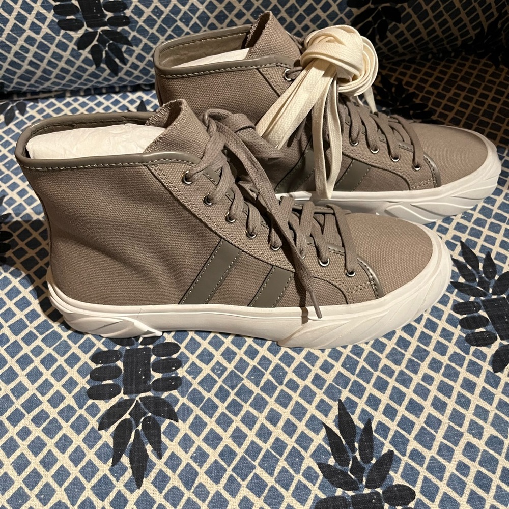Monday Madness Moms and Kids… New with tags and New without tags - Picture 15 of 16